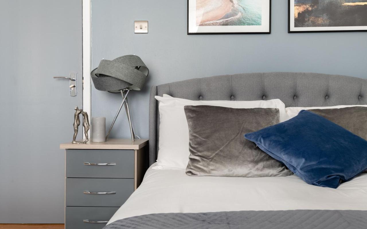 Spacious And Modern 4 Bed Apartment Next To Borough Station Londyn Zewnętrze zdjęcie